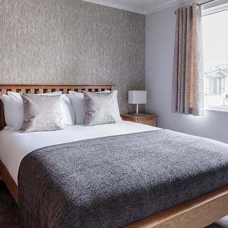 Roydon Marina Village Lodges Eksteriør bilde