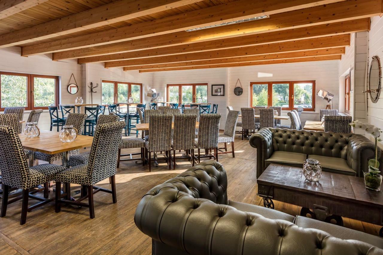 Roydon Marina Village Lodges Eksteriør bilde
